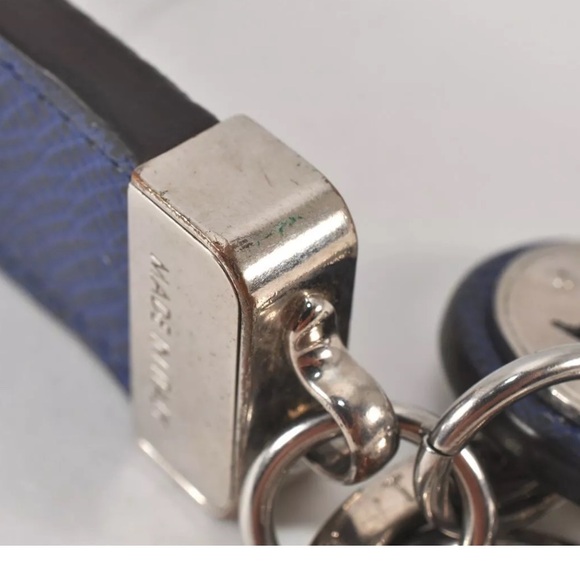 Auth Louis Vuitton Taiga Rama Porte Cles Neo LV Clue Bag Charm blue initials MH - Picture 11 of 13